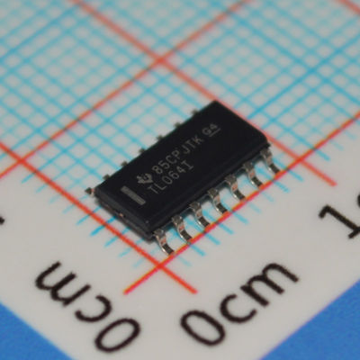 TL064IDR Poczwórny wzmacniacz operacyjny JFET o niskim poziomie szumów, pasmo 1 MHz, zasilanie ±18 V, polaryzacja wejściowa 5 pA, przesunięcie 10 mV, SOIC-14, -40°C do +125°C, klasa przemysłowa