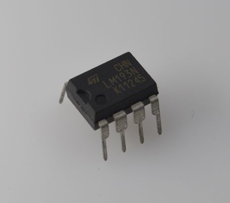 LM193N Dual Differential Comparator Wide 2V-36V Range Low 2mA Current Open-Collector Outputs Fast 1.3μs Response TO-5/DIP Packages - Idealny do systemów kontroli przemysłowej/automatycznej