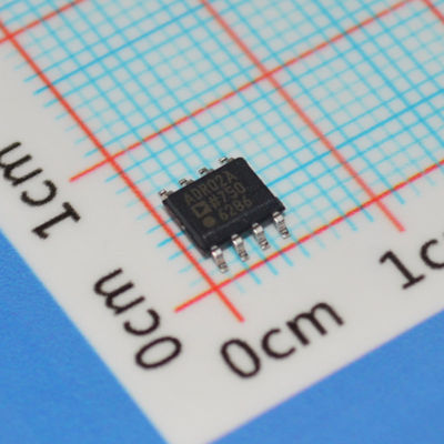 ADR02ARZ Precyzja 5.0V Referencja napięcia Ultra niskie hałasy 4μVpp 0.02% Dokładność początkowa 3ppm/°C Drift 10mA Wyjście 1,2V do 15V