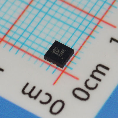 TPS61027DRCR Konwerter podwyższający 5V 1,2A z 95% sprawnością, wejście 2,7-12V, częstotliwość 1,2MHz, tryb oszczędzania energii, wewnętrzny przełącznik, łagodny start i wyłączenie termiczne w 10-pinowej obudowie VSON