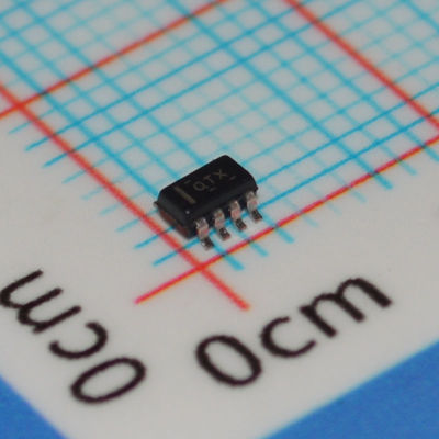 TPS62120DCNR 3,3V 1,5A przetwornica obniżająca napięcie z 95% sprawnością, wejście 3,1-17V, tryb oszczędzania energii, 100% cykl pracy, wewnętrzna kompensacja, łagodny start i wyłączenie termiczne w obudowie SOT-23