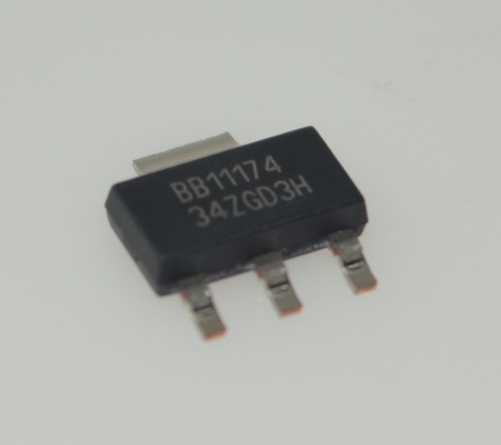REG1117-3.3 Ultra-Low Dropout Wysokiej Dokładności Regulator Napięcia 3.3V z Ograniczeniem Prądu Wyjściowego 1A, Zabezpieczeniem Termicznym i Włącznikiem w Miniaturowych Obudowach