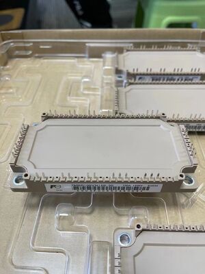 7MBR100VN120-50 1200V 100A Moduł PIM Zintegrowany z Prostownikiem i Inwerterem Niskie Straty Wysoka Izolacja Wbudowany NTC Kompaktowa Obudowa Do Przemysłowych Napędów Silnikowych i UPS