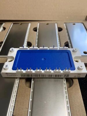 BSM10GD120DN2E3224 1200V 10A Moduł IGBT Niskie VCE ((sat) 1,7V Zintegrowany sterownik IC Wysoka zdolność krótkiego obwodu Kompaktny pakiet DIP dla napędów silników i inwerterów