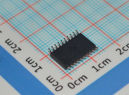 SN74ACT244DWR 3,3V/5V Ośmiokanałowy bufor 24mA, obciążenie SOIC-20, prędkość 4,5ns, kompatybilny z TTL, od -40°C do +85°C