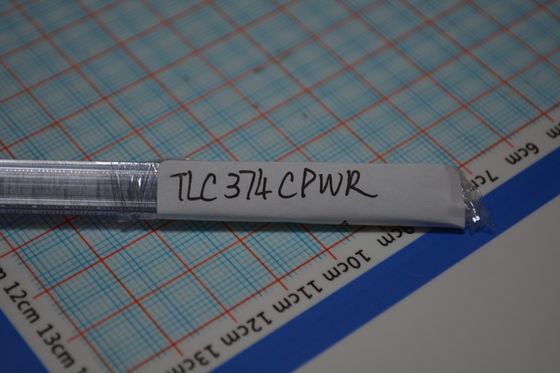 TLC374CPWR Quad CMOS Comparator 2μs Odpowiedź 2,7-16V Zapewnienie 1mV Offset Push-Pull Output TSSOP-14 -40°C do +125°C Klasy przemysłowej