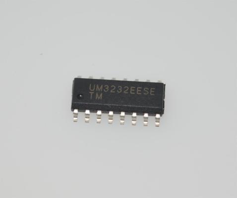 UM3232EESE 3V-5.5V RS-232 nadajnik 1Mbps 2Tx/2Rx ±15kV ESD SOIC-16 -40°C do +85°C