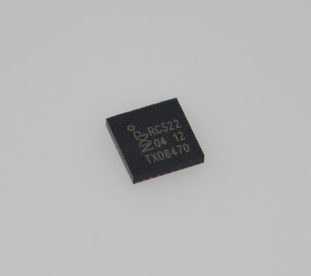 MFRC52202HN1 13,56 MHz układ scalony czytnika RFID/NFC z obsługą ISO 14443A/MIFARE, interfejsy SPI/I2C/UART, zasięg 10 cm, tryb niskiego poboru mocy, funkcja antykolizyjna i kompaktowa obudowa HVQFN32 do bezpiecznych systemów kontroli dostępu