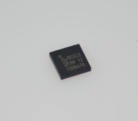 MFRC52202HN1 13,56 MHz układ scalony czytnika RFID/NFC z obsługą ISO 14443A/MIFARE, interfejsy SPI/I2C/UART, zasięg 10 cm, tryb niskiego poboru mocy, funkcja antykolizyjna i kompaktowa obudowa HVQFN32 do bezpiecznych systemów kontroli dostępu