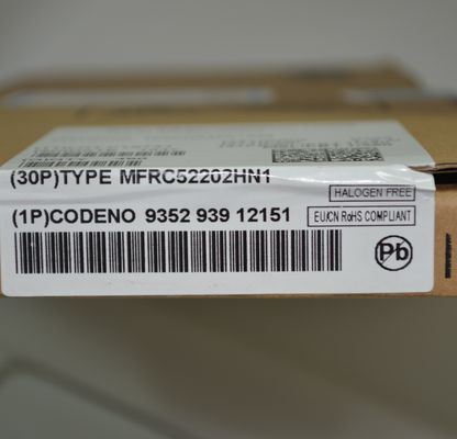 MFRC52202HN1 13,56 MHz układ scalony czytnika RFID/NFC z obsługą ISO 14443A/MIFARE, interfejsy SPI/I2C/UART, zasięg 10 cm, tryb niskiego poboru mocy, funkcja antykolizyjna i kompaktowa obudowa HVQFN32 do bezpiecznych systemów kontroli dostępu