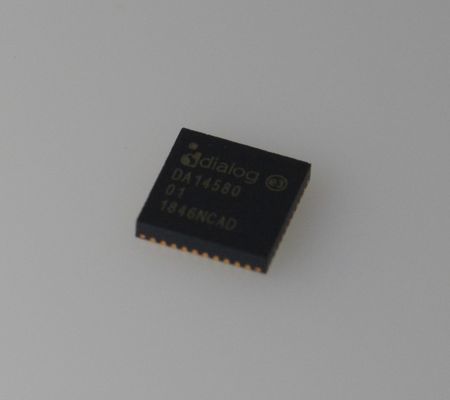 DA14580-01AT2 Bluetooth 5.0 SoC z ultra niską mocą 2,5x2,5 mm Rozmiar ARM Cortex-M0 Długi czas pracy baterii Bezpieczeństwo Wieloprotokołowe i przystępna cena IoT Design