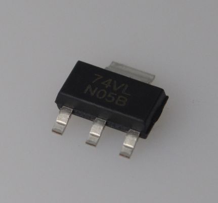 LM1117IMPX-3.3 3.3V Stała moc wyjściowa 800mA LDO Regulator Niski spadek (1.2V) Wysoka dokładność (±2%) Ochrona termiczna i prądu SOT-223 Pakiet Stabilny z kondensatorami ceramicznymi