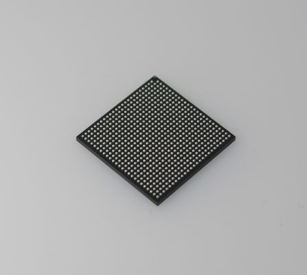 MCIMX6U5EVM10AC i.MX 6UltraLite ARM Cortex-A7 MPU 528MHz 128KB L2 Cache 10/100 Ethernet 2x USB 2.0 8x UART Secure Boot Industrial Temp (-40°C do +105°C) Konstrukcja niskiej mocy