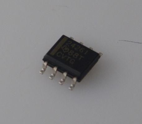 TLE2426IDR Precision Virtual Ground Reference IC z dokładnością ±0,05% 1mA Wyjście 1,4 V do 40 V szeroki wejście Niskie TC (35 ppm/°C) i ochrona przed zwarciem dla systemów jednoosobowego zasilania