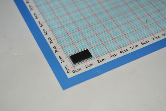 AD7712ARZ 24-bitowy Σ-Δ przetwornik ADC z niskoszumowym, wbudowanym wzmacniaczem PGA, działający w zakresie 5V/3V, o wysokiej dokładności, z elastycznym filtrowaniem i niskim poborem mocy, przeznaczony do precyzyjnego wykrywania.