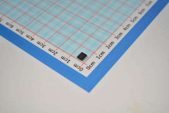 ADR02ARZ Precyzja 5.0V Referencja napięcia Ultra niskie hałasy 4μVpp 0.02% Dokładność początkowa 3ppm/°C Drift 10mA Wyjście 1,2V do 15V