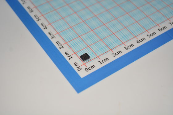 ADR02ARZ Precyzja 5.0V Referencja napięcia Ultra niskie hałasy 4μVpp 0.02% Dokładność początkowa 3ppm/°C Drift 10mA Wyjście 1,2V do 15V