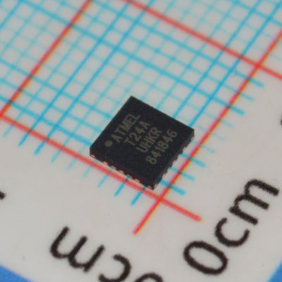 ATTINY24A-MUR 8-bitowy mikrokontroler AVR z 2KB pamięci Flash, prędkość 12MHz, 128B EEPROM, 12 pinów I/O, działanie 1.8V-5.5V, -40°C do +85°C i ultra-niskie zużycie energii dla kompaktowych konstrukcji