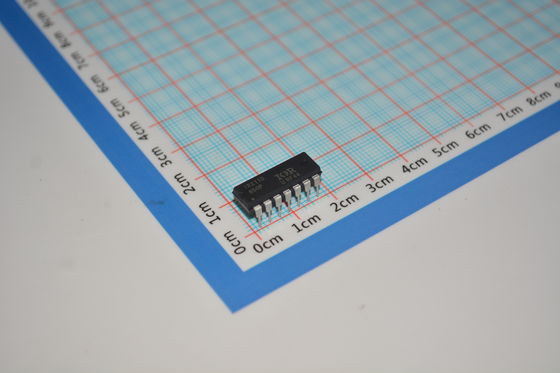 IR2110PBF Wysoki/Niski sterownik boczny o mocy 600 V 2.5A Wydajność szczytowa 10V-20V Zasilanie 120ns Przełączanie ochrony UVLO i kompaktowy pakiet PDIP