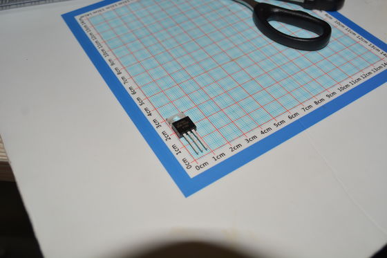 IRF4905LPBF MOSFET P-kanałowy 55V/-74A Ultra-niski 20mΩ RDS(on) Oceniony na lawinę TO-220AB Bezołowiowy Wysoka wydajność Niezawodny do sterowania zasilaniem i silnikiem