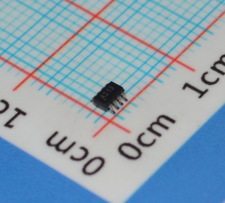 INA219AIDCNR Wysokoprzyzwoity Monitor Prądu/Mocy z Interfejsem I2C 0,1% Dokładność Zakres 26V, Niski Ofset Dwukierunkowe Wrażenie Małe SOT-23 Pakiet Programowalna kalibracja i Alerty