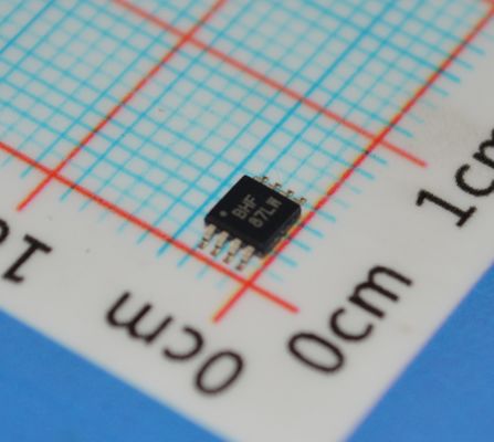 Bardzo niski poziom szumów, wysokiej precyzji, zerowy dryft OPA2335AIDGKR - Miniaturowy wzmacniacz operacyjny o niskim poborze mocy, wejściu/wyjściu typu Rail-to-Rail, z szerokim zakresem zasilania i solidną ochroną ESD