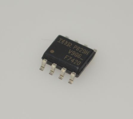 Podwójny kanał N+P IRF7420TRPBF ±5.3A 20V SOIC-8 0.045Ω Rds(on) 1.8V Logika Poziomu Szybkie Przełączanie Wysoka Wydajność Zarządzanie Energią Oszczędność Miejsca