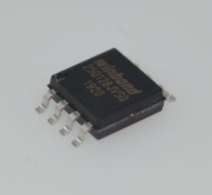 W25Q128JVSIQ 128Mb (16MB) Pamięć Flash SPI NOR z Quad/DUAL I/O, Zegar 133MHz, Sektory 4KB i Strony 256B, Elastyczna Architektura, Wysoka Wydajność i Niskie Zużycie Energii