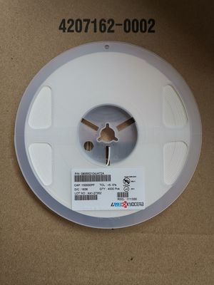 08055D105KAT2A 1µF 25V X7R Kondensator ceramiczny 0805 10% tolerancji Wysoka pojemność Taśma i szpula Opakowanie AEC-Q200 Kwalifikowany do zastosowań motoryzacyjnych