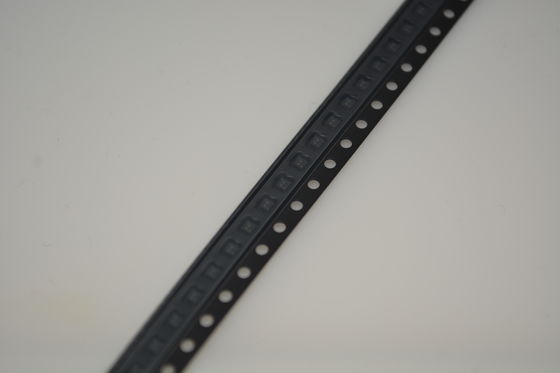 BQ29700DSER 2-4S Li-ion Protector Ultra-Low Power High-Accuracy Voltage Monitoring Overvoltage Protection Undervoltage Protection Load Detect Short-Circuit Defense Kompaktny pakiet DSBGA