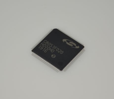 C8051F020-GQR Szybki 25 MIPS rdzeń 8052 64KB pamięci Flash programowanej w systemie 4.5KB RAM 12-bitowy przetwornik ADC Podwójne 12-bitowe przetworniki DAC 64-pinowy LQFP Zakres temperatur przemysłowych Rozbudowany zestaw peryferiów