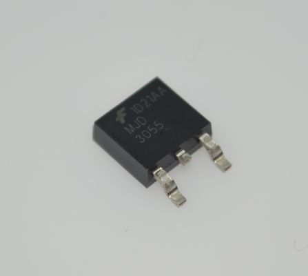 MJD3055T4G 60V 15A NPN Tranzystory Darlingtona dużej mocy Niskie VCE(sat) dla wysokiej wydajności zintegrowany tłumik i dioda dla wytrzymałości Obudowa TO-220 Idealne do obciążeń indukcyjnych, silników i cewek