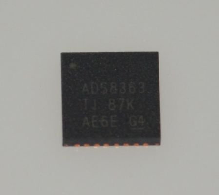 ADS8363SRHBR ADC 16-bitowa rozdzielczość 500kSPS Przepustowość 6-kanałowa Jednoczesne pobieranie próbek Niska moc (85mW) Równoległy interfejs ±2,5 V Bipolarny wejście wewnętrzne odniesienie 64-pin pakiet QFP