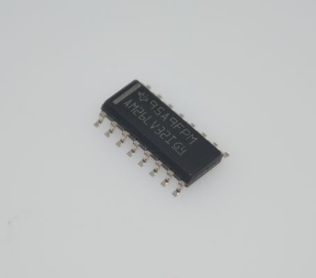 AM26LV32IDR 3.3V Quad LVDS Receiver 400Mbps Wysoka odporność na hałas Ultra niska moc 32ns Opóźnienie przepływu temperatury przemysłowej Dzięki projektowaniu Solidna ochrona ESD