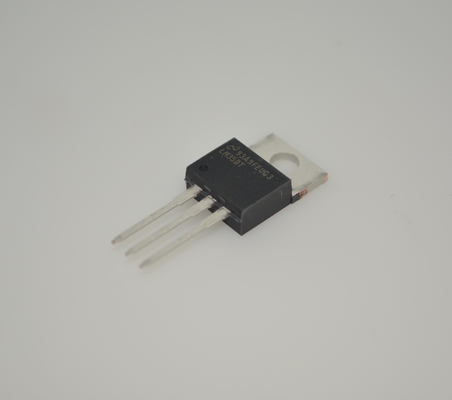 LM35DT Precision Celsius Temperature Sensor z liniowym +10mV/°C Wyjściem 0,5°C Dokładność szeroka -55°C do +150°C Zakres Niski samoogrzewanie 4-30V Prostowa kalibracja i pakiet TO-220