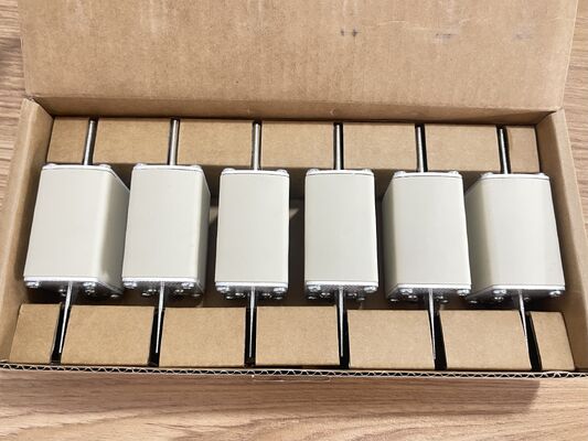 NH1GG69V250P 1250V 250A SiC MOSFET Module Low Rds ((on) 3.3mΩ Szybkie przełączanie Wysokiej częstotliwości Niska strata Wysoka gęstość mocy Stopień przemysłowy Dla falowników fotowoltaicznych i napędów silnikowych