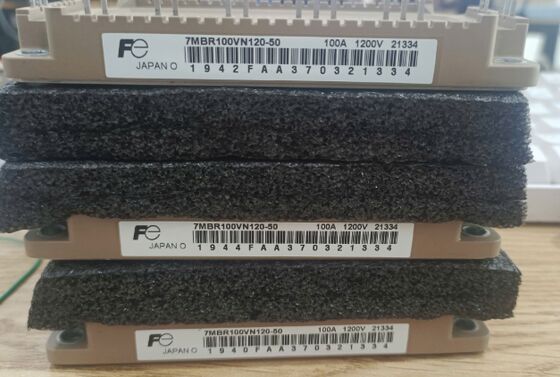 7MBR100VN120-50 1200V 100A Moduł PIM Zintegrowany z Prostownikiem i Inwerterem Niskie Straty Wysoka Izolacja Wbudowany NTC Kompaktowa Obudowa Do Przemysłowych Napędów Silnikowych i UPS