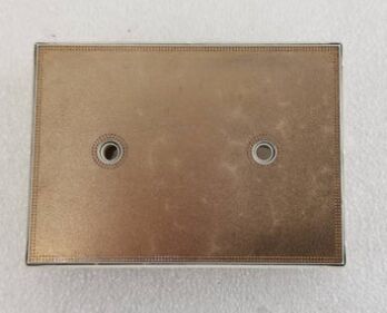 35ACC12F4V1 12V 3.5A Transistor PNP samochodowy Niski VCE (sat) 250mV Wysoki przyrost prądu SOT-223 Pakiet AEC-Q101 Kwalifikowany do zmiany obciążenia i sterowania silnikiem w pojazdach