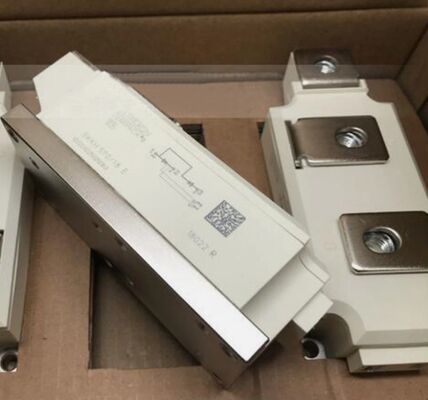 SKKH570/18E 1800V 570A Moduł tyrystorowo-diodowy Podwójny szeregowy z bramką wzmacniającą Niska VF 1.44V, 19kA udarowy Podstawa ceramiczna AlN Styki dociskowe Certyfikat UL do łagodnych rozruszników