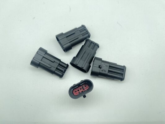 282105-1 3-pozycyjny złącz z rastrem 5,0 mm, pionowy do montażu przewlekanego, ekranowany, z blokadą cierną, spolaryzowany, znamionowy prąd 9A, do zasilaczy i sterowania przemysłowego