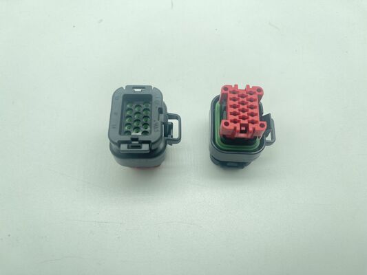 776273-1 3-pozycyjny złącznik typu header Wire-to-Board o rastrze 1,5 mm, pionowy do montażu przewlekanego, ekranowany, z blokadą i polaryzacją, prąd znamionowy 2A, do czujników samochodowych i przemysłowych