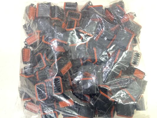 DT06-12SB 12 Pozycja 4,19 mm Głupota Połączenie samochodowe Czarny pojemnik Obudowa kręgowa Wedgelock Zintegrowany zamek IP68 Uszczelniony 13A Ocena dla ostrach środowisk