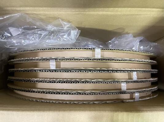 SPA-001T-P0.5 Kompaktowy, łatwy w zaciśnięciu, bezpieczny zatrzask o wysokiej przewodności, odporny na wibracje, 26-22 AWG, idealny do wnętrz LED i samochodowych