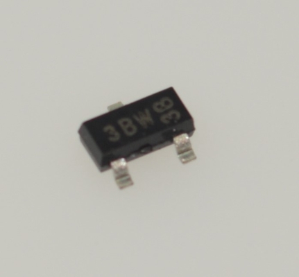 BC856B Tranzystor PNP ogólnego przeznaczenia 65V 100mA Obudowa SOT-23 Niski poziom szumów Wysoki współczynnik wzmocnienia prądowego 200-450 Częstotliwość 250MHz Komplementarny do BC846B, Zgodny z RoHS Taśma i szpula