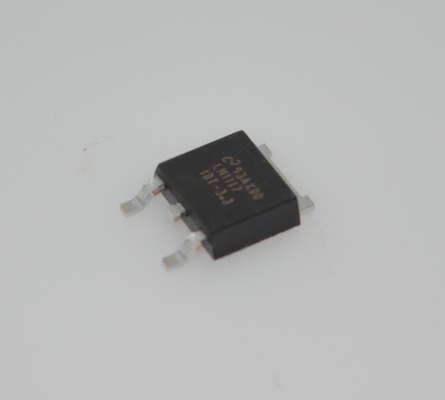 LM1117IDTX-3.3/NOPB 3,3V 800mA regulator LDO z 1V spadku napięcia, 0,4% dokładności, zabezpieczenie prądowe/termiczne, stabilny z kondensatorami ceramicznymi, obudowa SOT-223, zakres temperatur od -40°C do +125°C