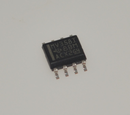 LMV358IDR Niskonapięciowy podwójny wzmacniacz operacyjny z wyjściem typu Rail-to-Rail, pasmo 1 MHz, przesunięcie 1 mV, działanie 2,7-5,5 V, mikromoc (0,1 mA), wejście CMOS, obudowa SOIC-8, zakres temperatur -40°C do +125°C