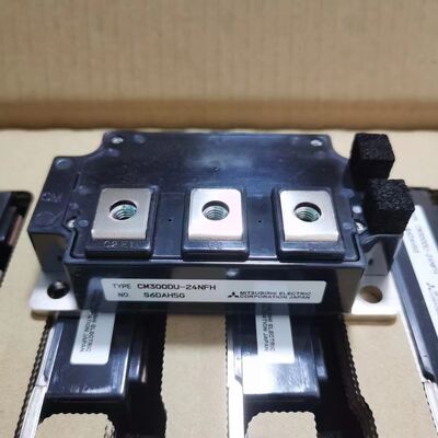 CM300DU-24NFH 1200V 300A Podwójny moduł IGBT Niskie VCE (sat) Wysoka odporność na zwarcie Niskie straty przełączania Wysoka izolacja dla napędów silników przemysłowych i wysokiej mocy UPS