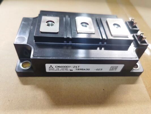 CM600DY-24T 1200V 600A Podwójny moduł IGBT Niski VCE(sat) 2.7V Wysoka odporność na zwarcie Niskie straty przełączania Wysoka izolacja Do napędów silników przemysłowych i zasilaczy UPS dużej mocy