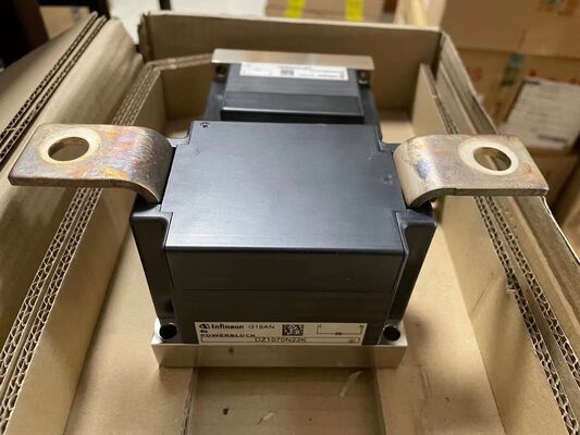 DZ1070N22K 2200V 1070A HiPak Moduł IGBT Niski VCE (sat) Wysoka wytrzymałość krótkiego obwodu Niska utrata przełączania Technologia prasowa dla napędów trakcyjnych HVDC i wysokiej mocy